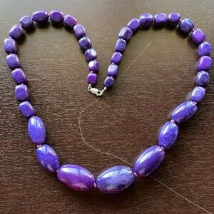 AUTHENTIC MIND FINDS JAY KING GRADUATED PURPLE AGATE LACE HUGE NECKLACE.